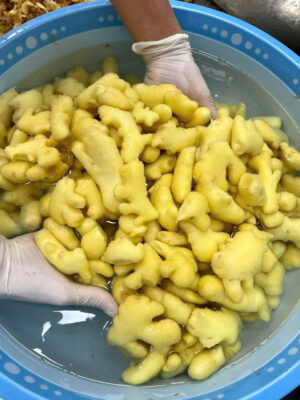 Frozen peeled ginger export to Australia